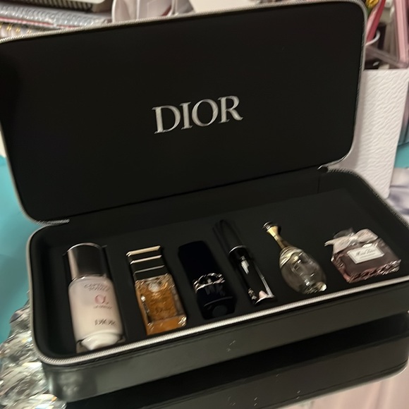 Dior Other - 🖤🩶🖤🩶Dior Tri Axis Piano With 6 Mini Deluxe Products!